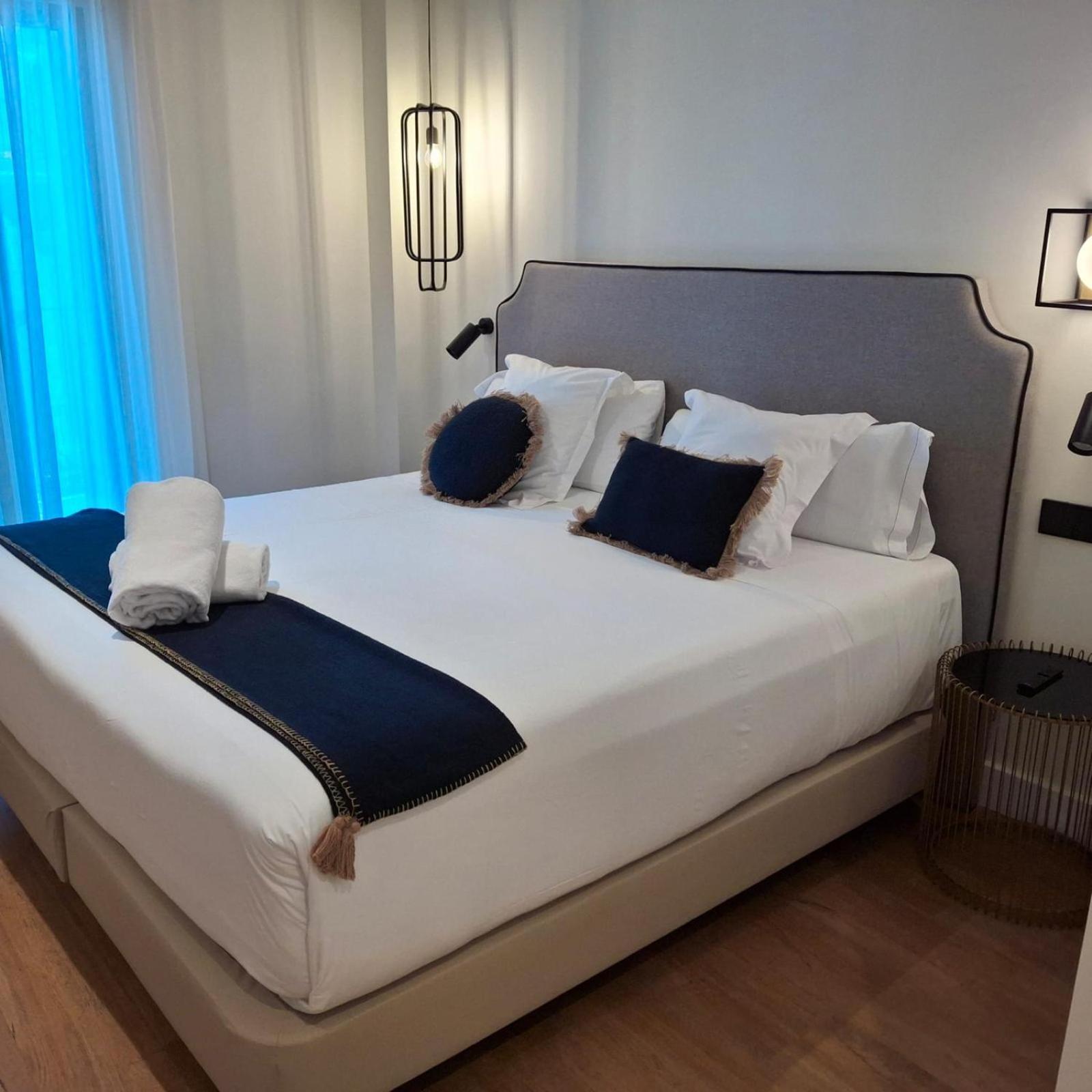 Citrea Santander Hotel Bagian luar foto