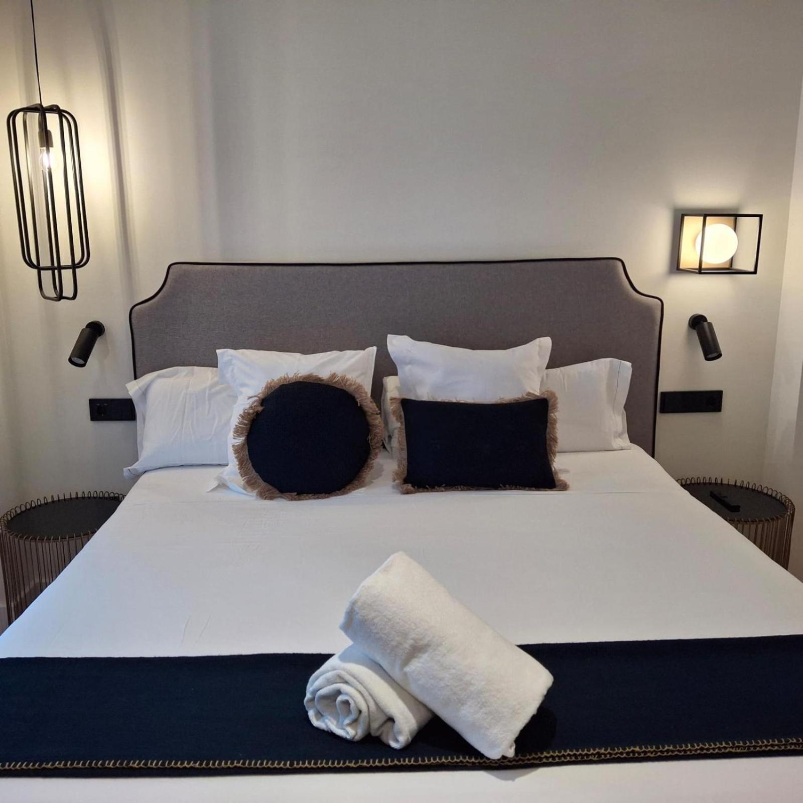 Citrea Santander Hotel Bagian luar foto